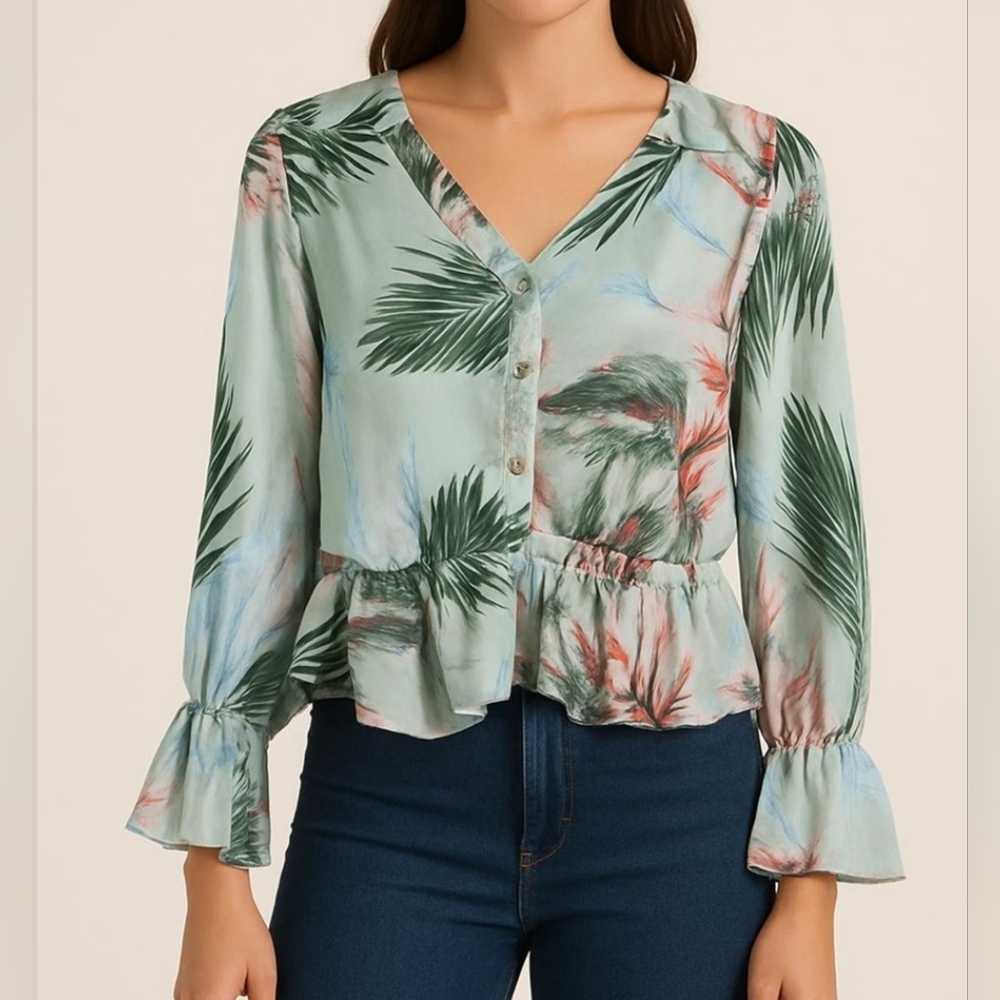 Guess Women's Size Small Tropical Print Green Blouse